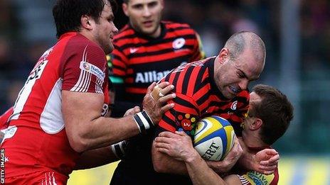 Charlie Hodgson in action for Saracens against London Welsh