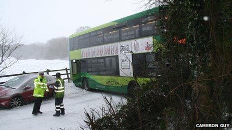Bus skidded in snow on Isle of Wight