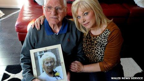 Eric and Avril Ward with picture of Valerie