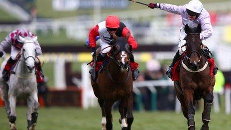 Jockey Paul Carberry on Solwhit (right)