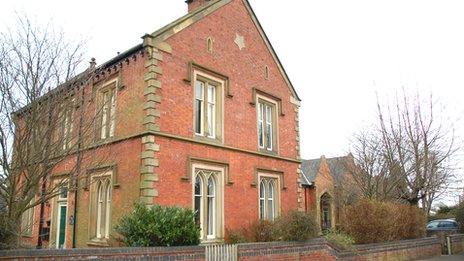 Ripon station building