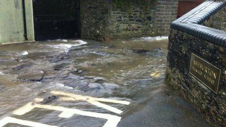 Road collapse outside Ashburton Primary School, March 2013