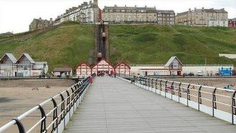 Saltburn pier and cliff lift