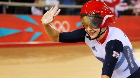 Joanna Rowsell cycles to gold in London