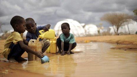 children in dadaab refugee camp