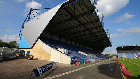 Kassam Stadium