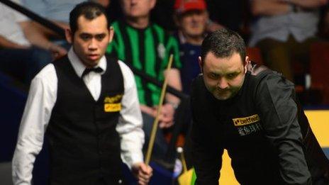 Stephen Maguire and Dechawat Poomjaeng