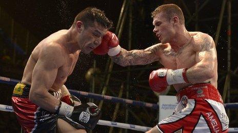 Martin Murray (right) in action against Sergio Martinez