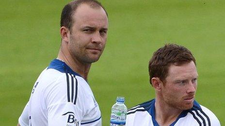 The Bears' England pair Jonathan Trott and Ian Bell