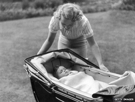 1930s mother and child