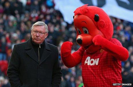 Sir Alex Ferguson and the Man Utd mascot