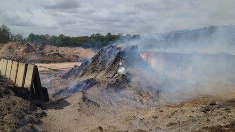 Wood mulch fire at Beenham