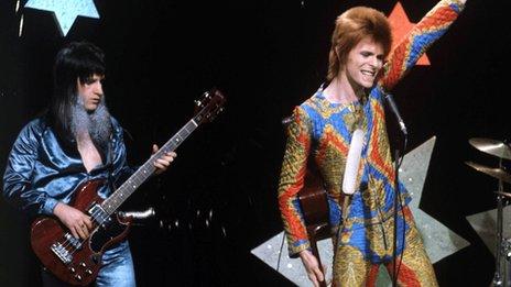 Trevor Bolder with David Bowie in 1972