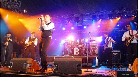 Plan B in concert