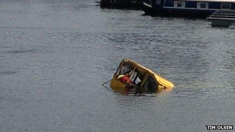 The sinking duckboat