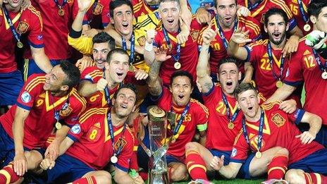 Spain celebrate retaining their U21 title