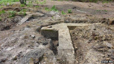 Concrete structures at Chobham