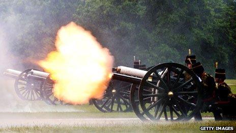 Gun salute in Hyde Park