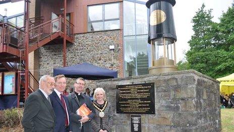 Rhondda Cynon Taf mayor Anne Crimmings, the Reverend David Sheen, Chris Bryant MP, and Ivor England, a former miner and Rhondda Heritage Park guide