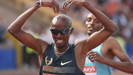 Mo Farah celebrates his win