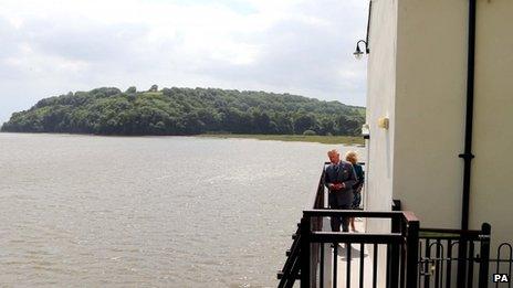 The royal couple at the Boathouse