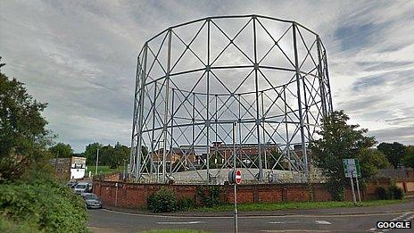 Gasholder on St Peter's Way, Northampton