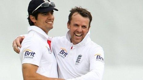 Alastair Cook with Graeme Swann