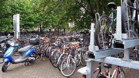 Cycle park at Cambridge Railway Station