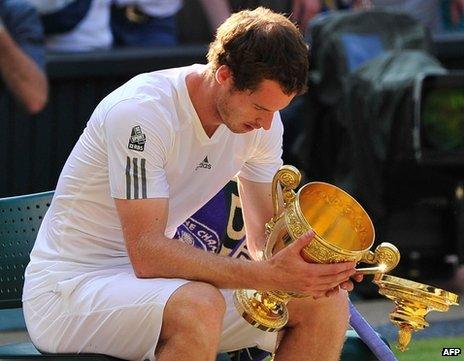 Andy Murray with the winner's cup