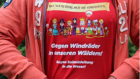 T-shirt