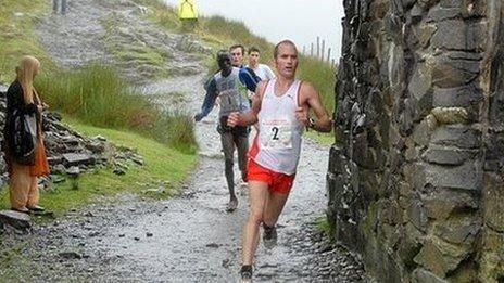 Snowdon Race 2010 descent