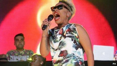 Naughty Boy and Emeli Sande on stage at Wireless Festival