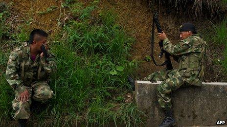 Farc fighters in the Caloto, department of Cauca, Colombia. 4 June 2013