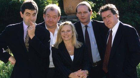 Not the Nine O'Clock News (l to r): Rowan Atkinson, Mel Smith, Pamela Stephenson, John Lloyd, Griff Rhys Jones