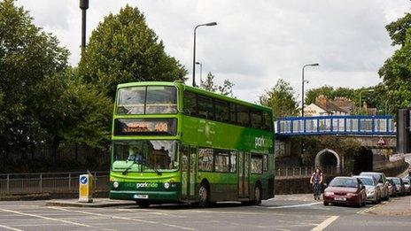 Bus on Botley Road, Oxford