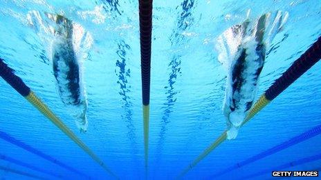 Swimmers under water