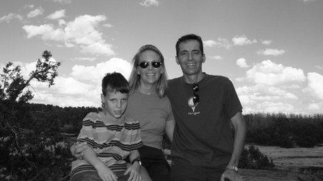 Zander, Julie and Gavin Maitland before Gavin's transplant