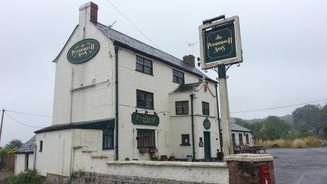 Peterborough Arms at Dauntsey Lock