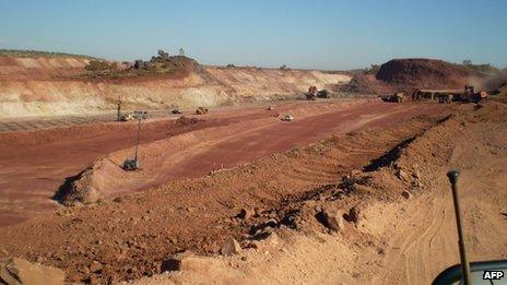 Mining taking place at the Bootu Creek Aboriginal site, 8 June 2011