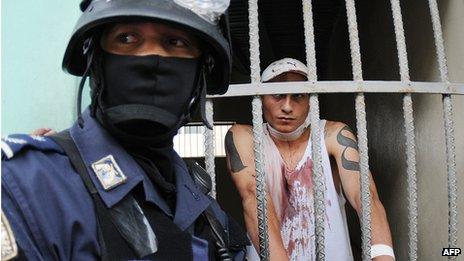 Soldier guards injured an injured inmate the