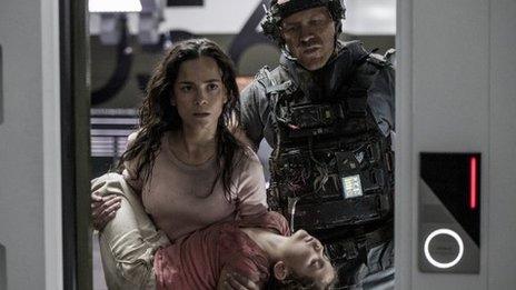 Alice Braga in Elysium