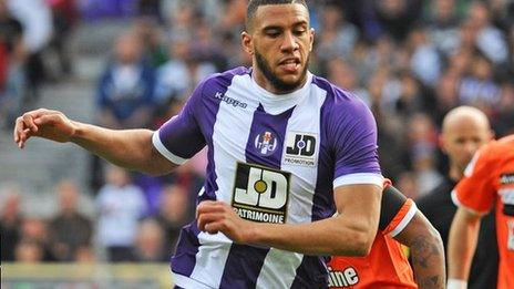 Etienne Capoue