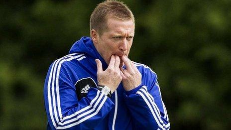 Hearts manager Gary Locke