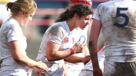 England women's captain Sarah Hunter (centre)