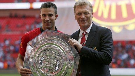 Manchester United manager David Moyes (right) and striker Robin van Persie with the Community Shield