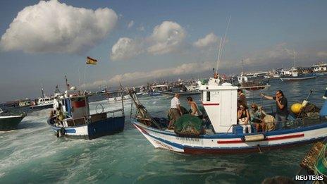 Spanish fishermen gather at La Linea Port ahead of the protest