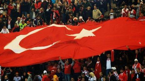 Turkey fans