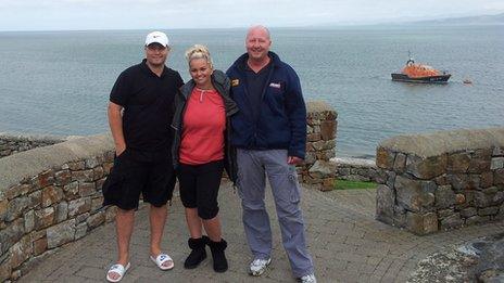 (l-r) Robbie Tickle, Jennifer Ellison, RNLI's Anthony Barclay