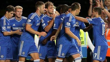 Chelsea celebrate Branislav Ivanovic goal