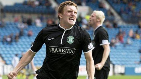 Liam Craig celebrates equalising for Hibernian